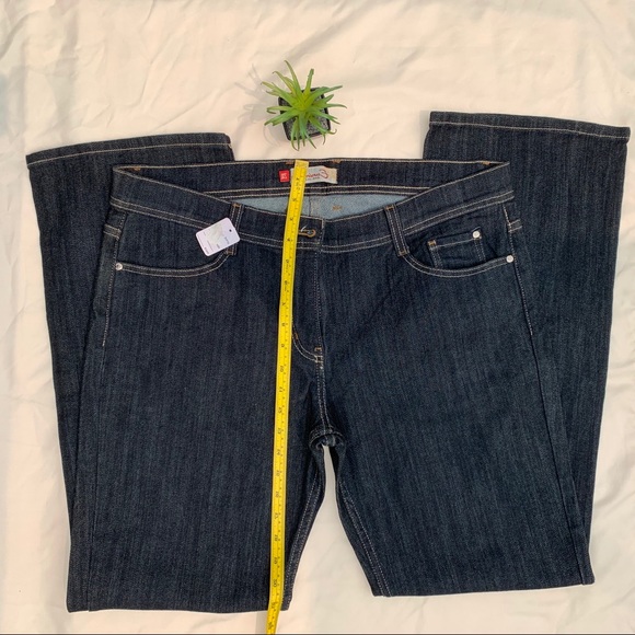 Eunina Jeans USA - Picture 3 of 8